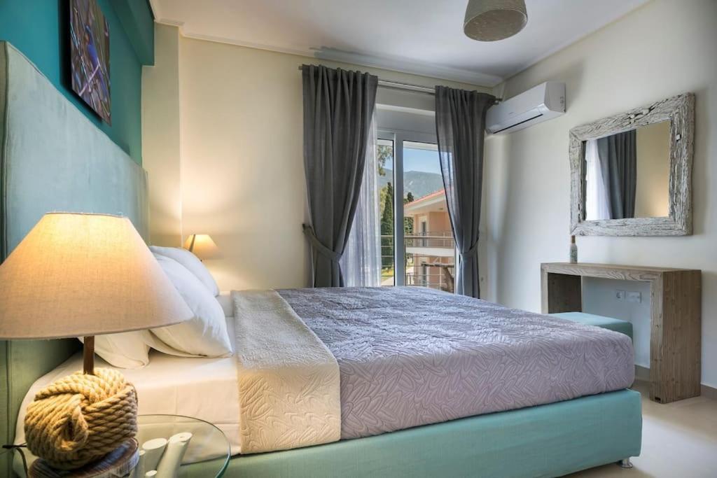 Eucalyptus Suite Sea View Каравомилос Екстериор снимка