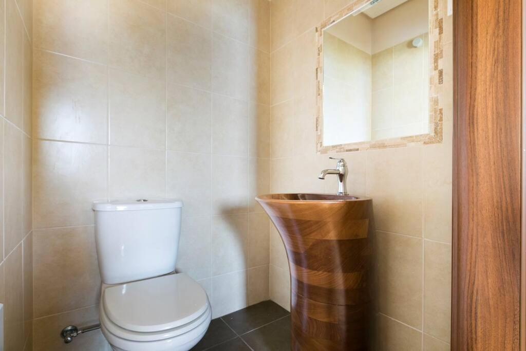 Eucalyptus Suite Sea View Каравомилос Екстериор снимка