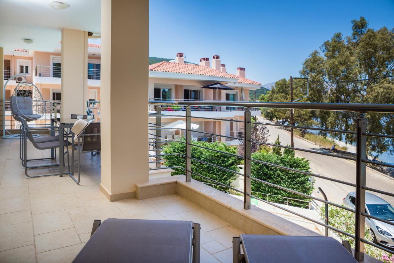 Eucalyptus Suite Sea View Каравомилос Екстериор снимка