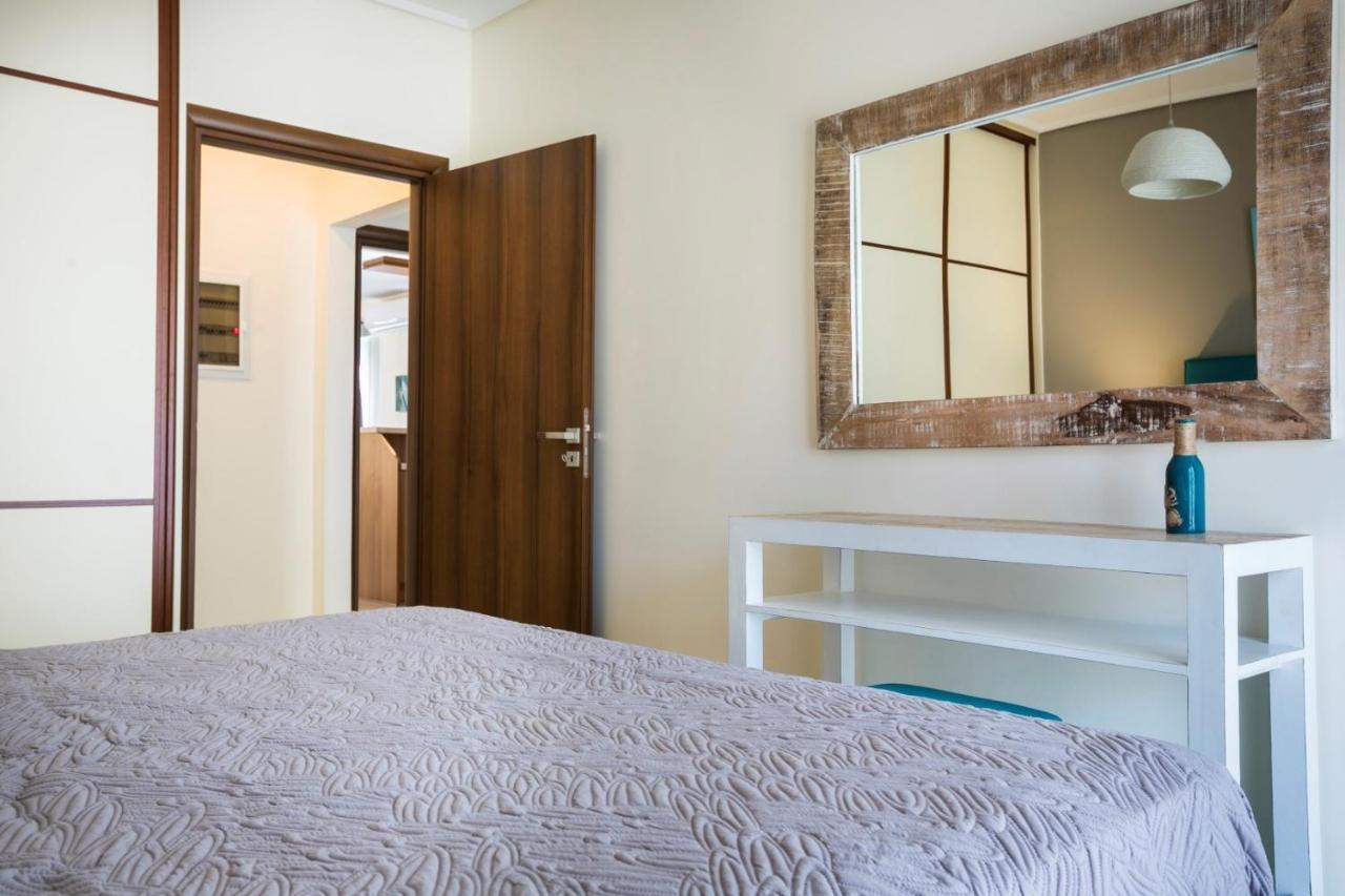 Eucalyptus Suite Sea View Каравомилос Екстериор снимка